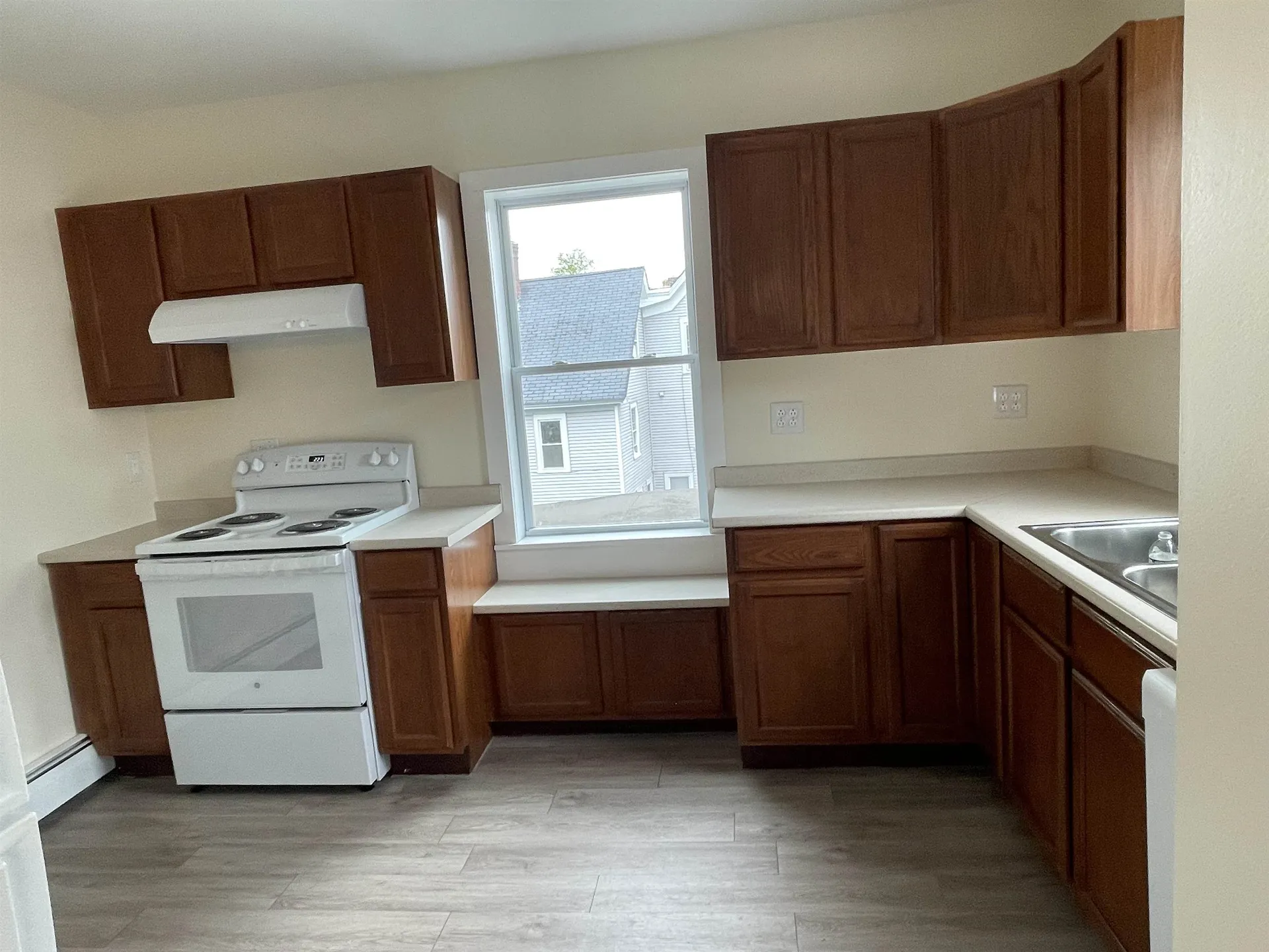 13 Arch Street Northfield NH 03276