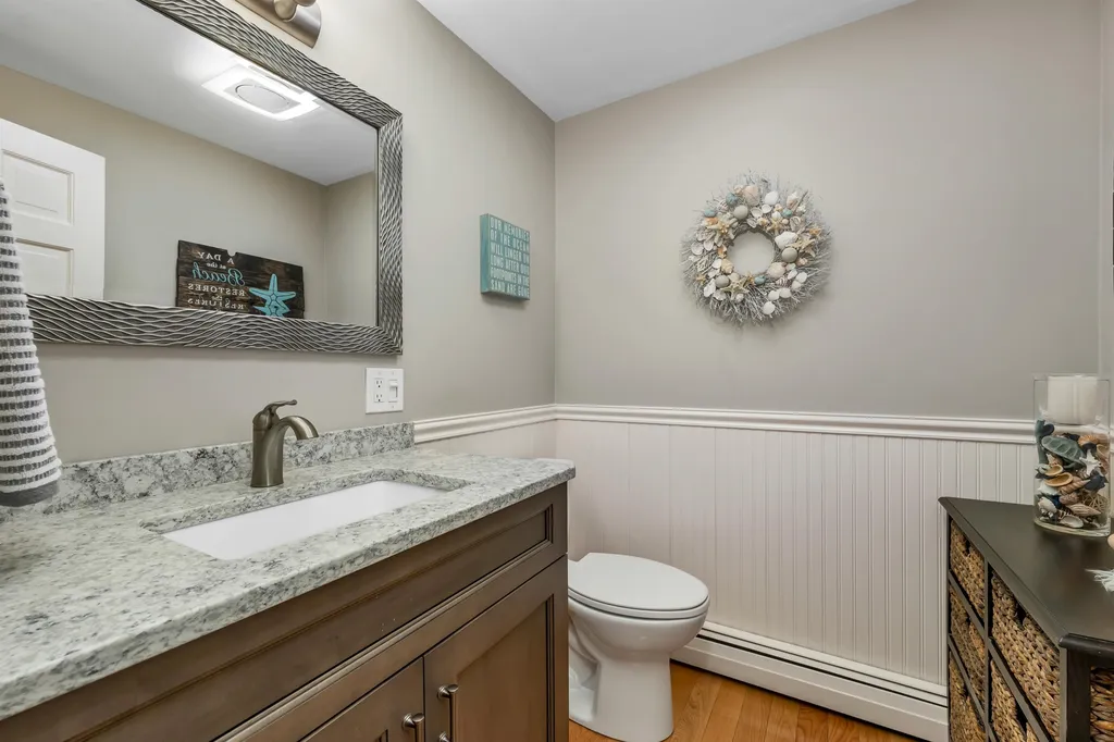30 Blossom Road Windham NH 03087