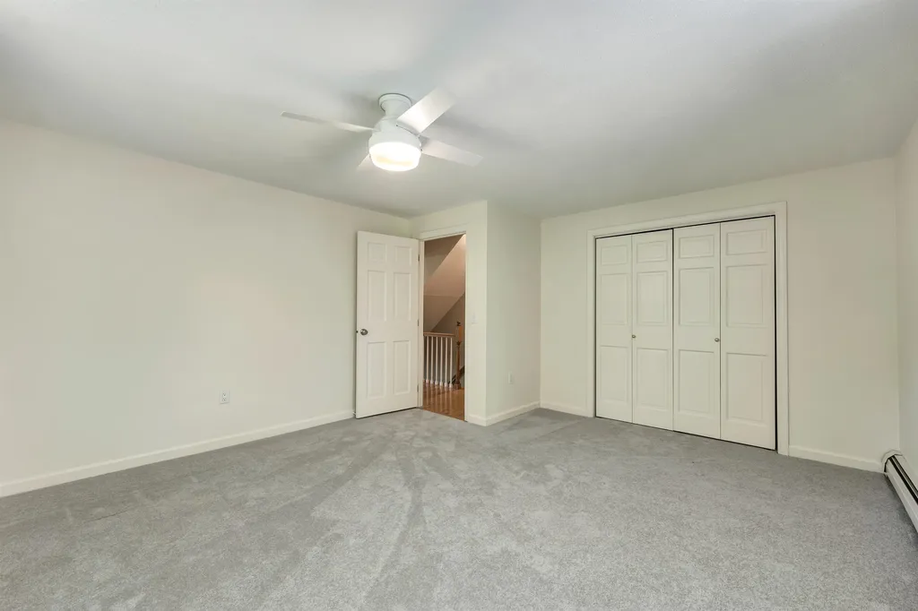 30 Blossom Road Windham NH 03087