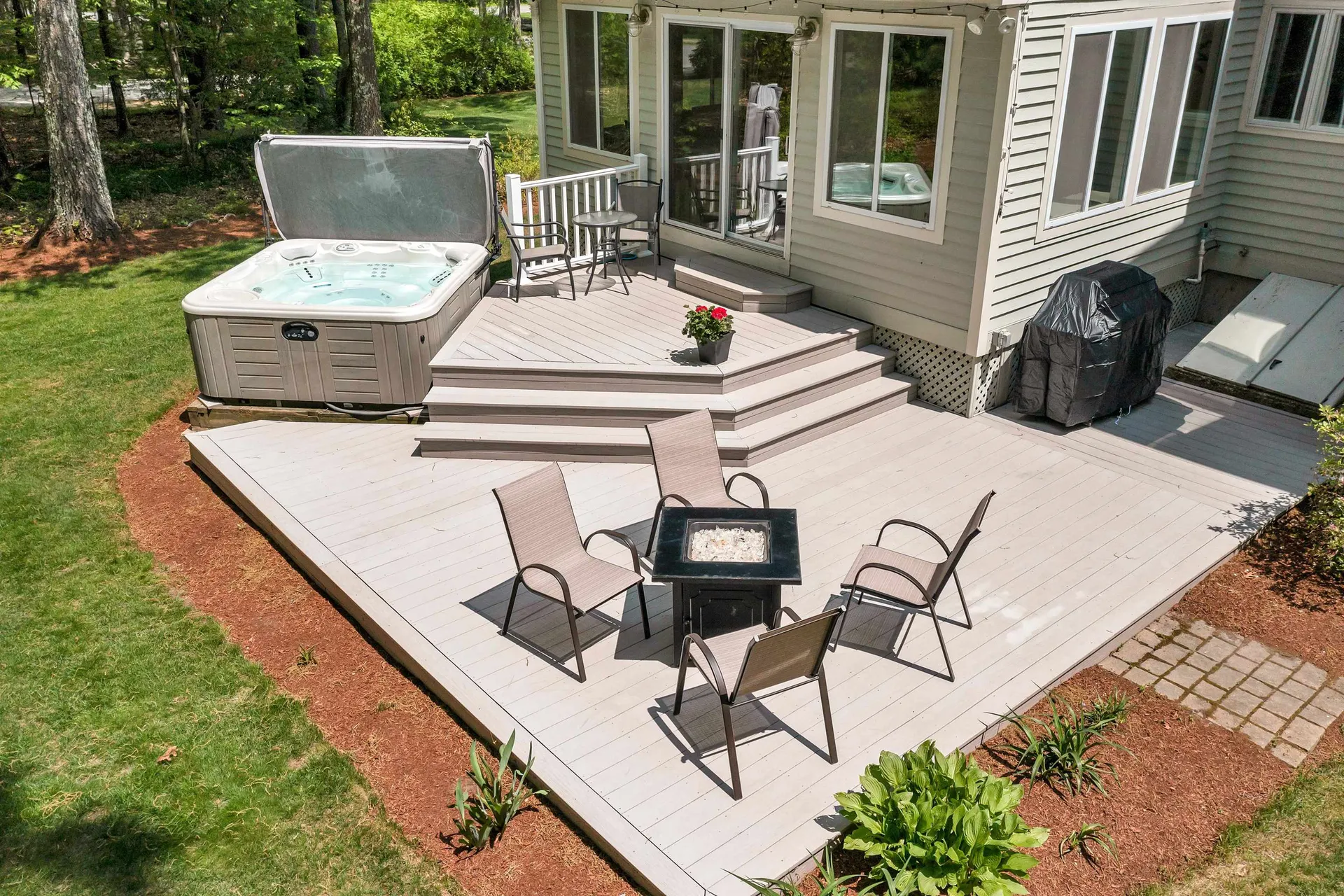 30 Blossom Road Windham NH 03087