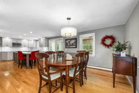 30 Blossom Road Windham NH 03087