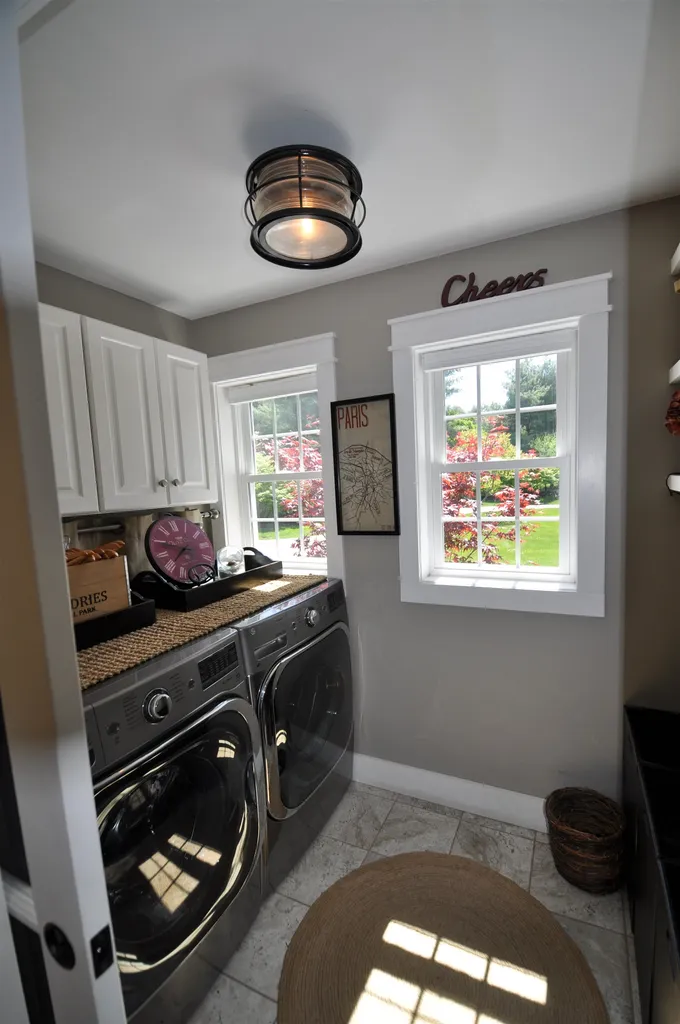 14 Powers Road Hollis NH 03049