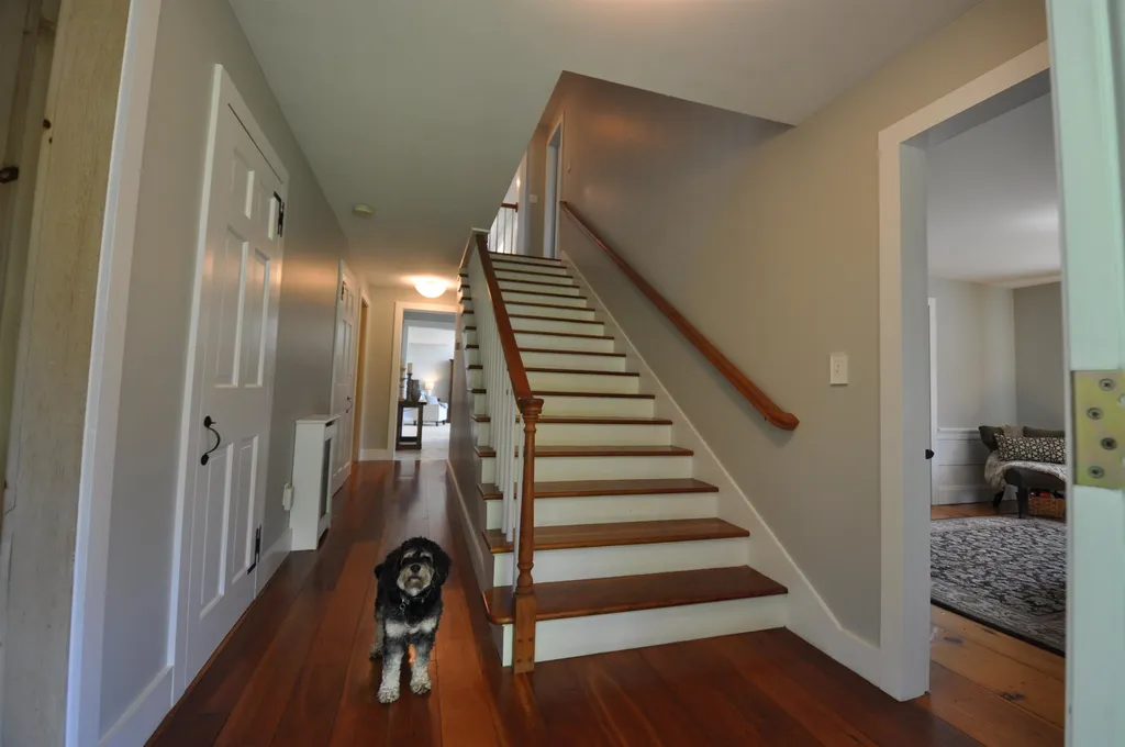 14 Powers Road Hollis NH 03049