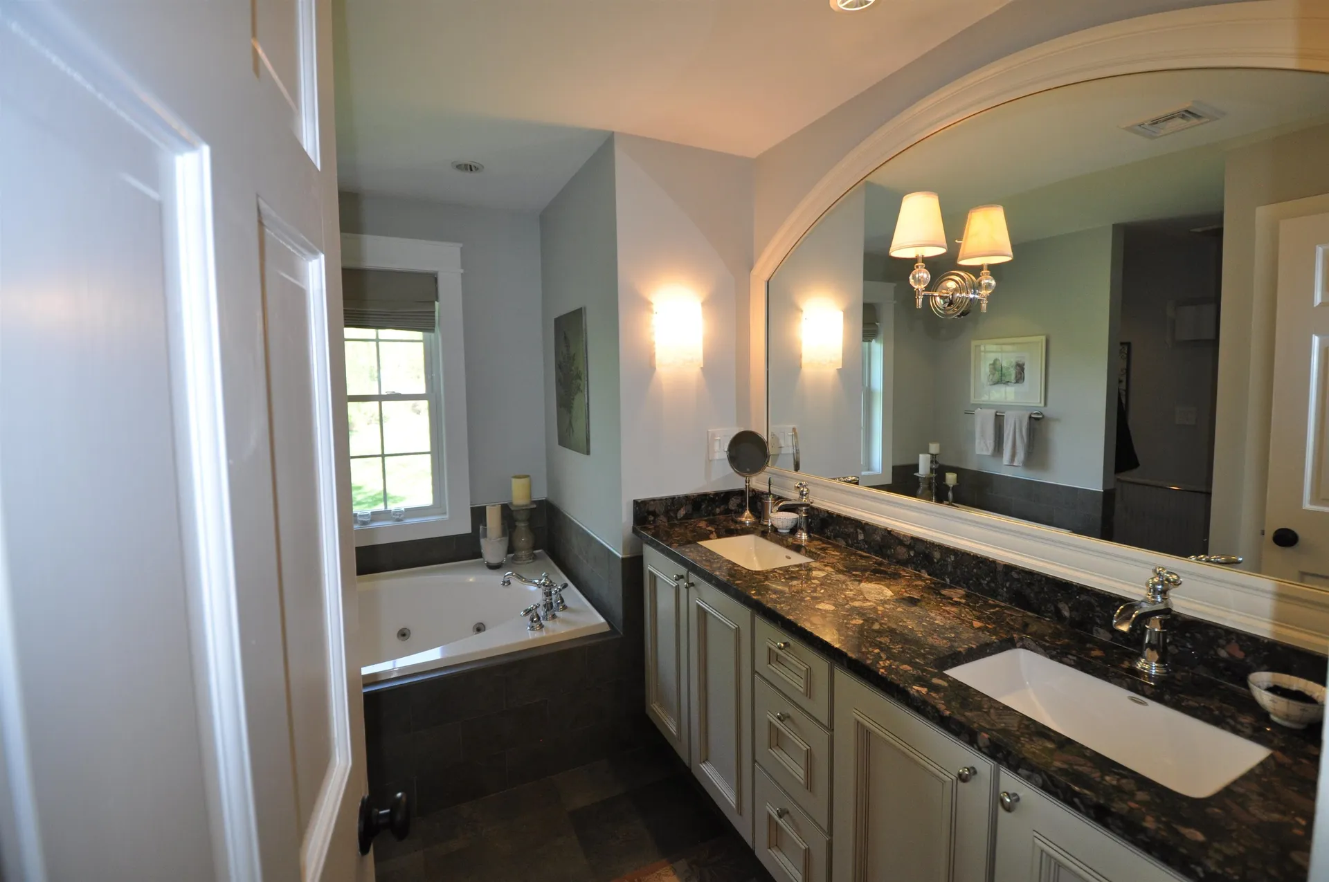 14 Powers Road Hollis NH 03049