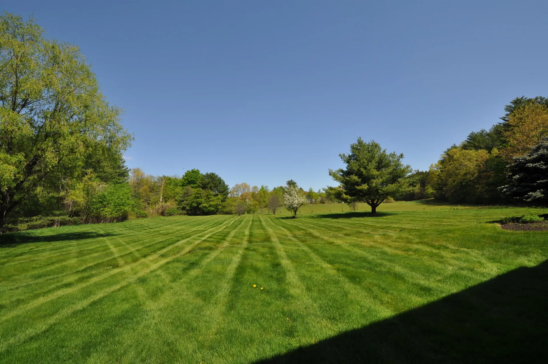 14 Powers Road Hollis NH 03049