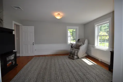 14 Powers Road Hollis NH 03049