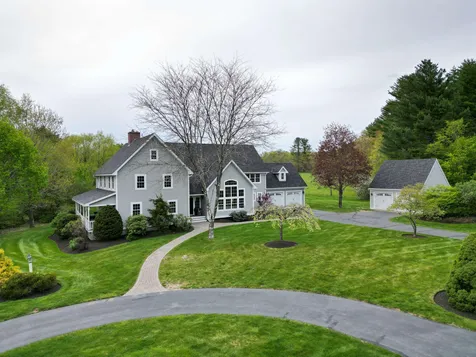 14 Powers Road Hollis NH 03049