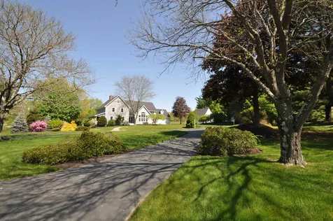 14 Powers Road Hollis NH 03049
