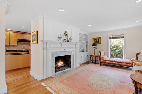 44 North Shore Road Derry NH 03038