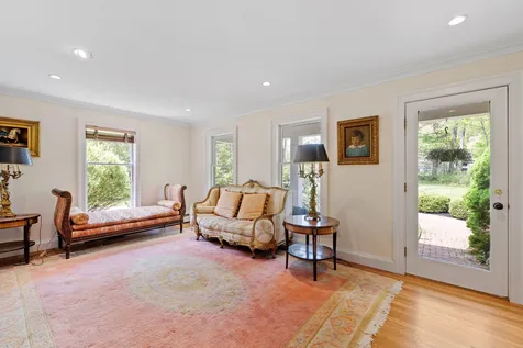 44 North Shore Road Derry NH 03038