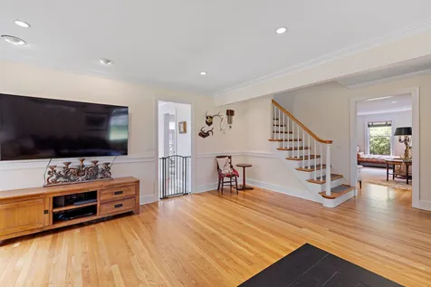 44 North Shore Road Derry NH 03038