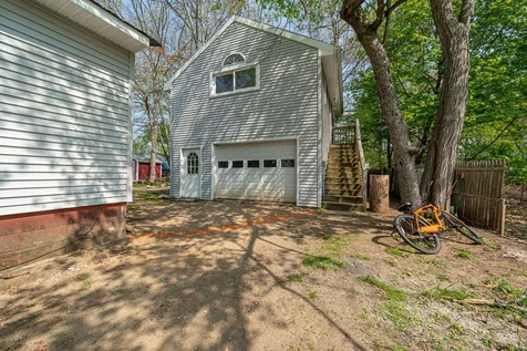 3 Margaret Avenue Raymond NH 03077