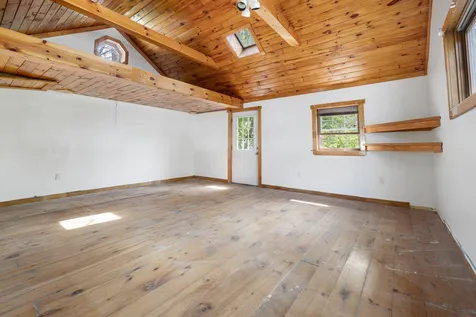 3 Margaret Avenue Raymond NH 03077