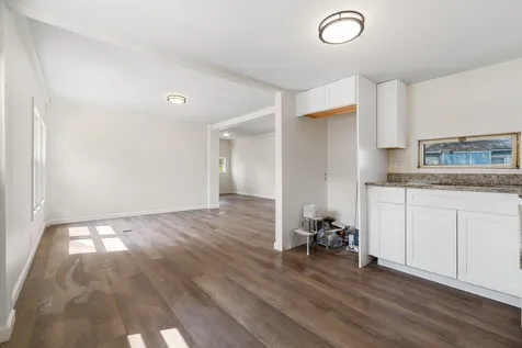 3 Margaret Avenue Raymond NH 03077