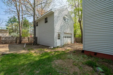 3 Margaret Avenue Raymond NH 03077