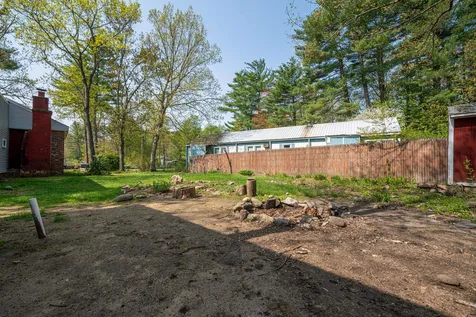 3 Margaret Avenue Raymond NH 03077