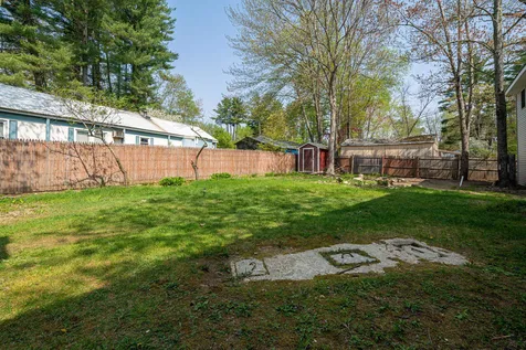 3 Margaret Avenue Raymond NH 03077