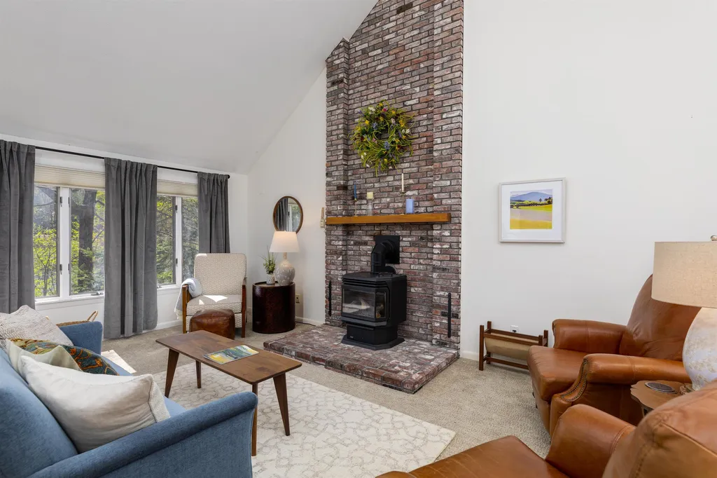 616 Otter Road Grantham NH 03753