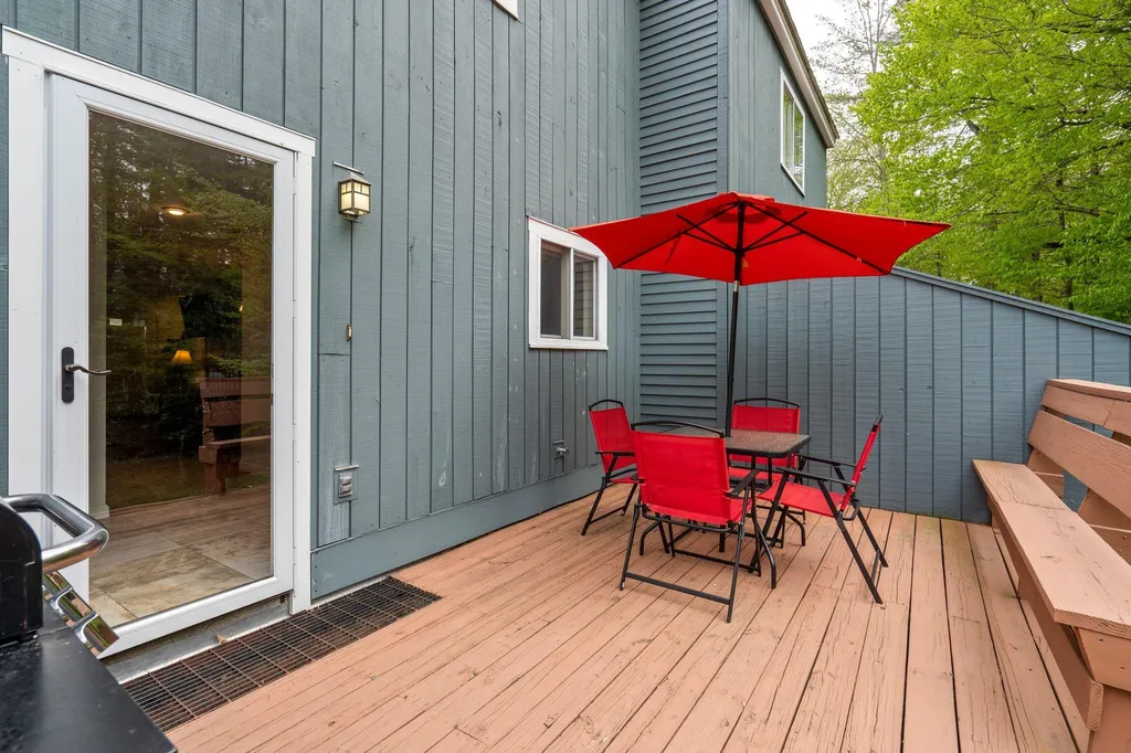 14 Madison Drive Woodstock NH 03262
