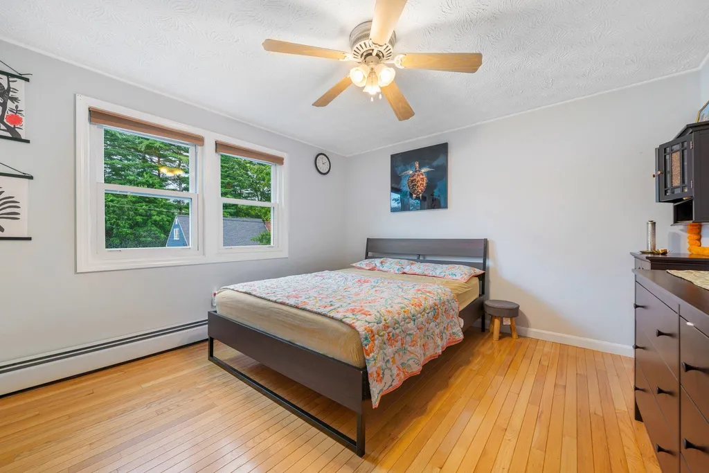 14 Shawnee Drive Nashua NH 03062