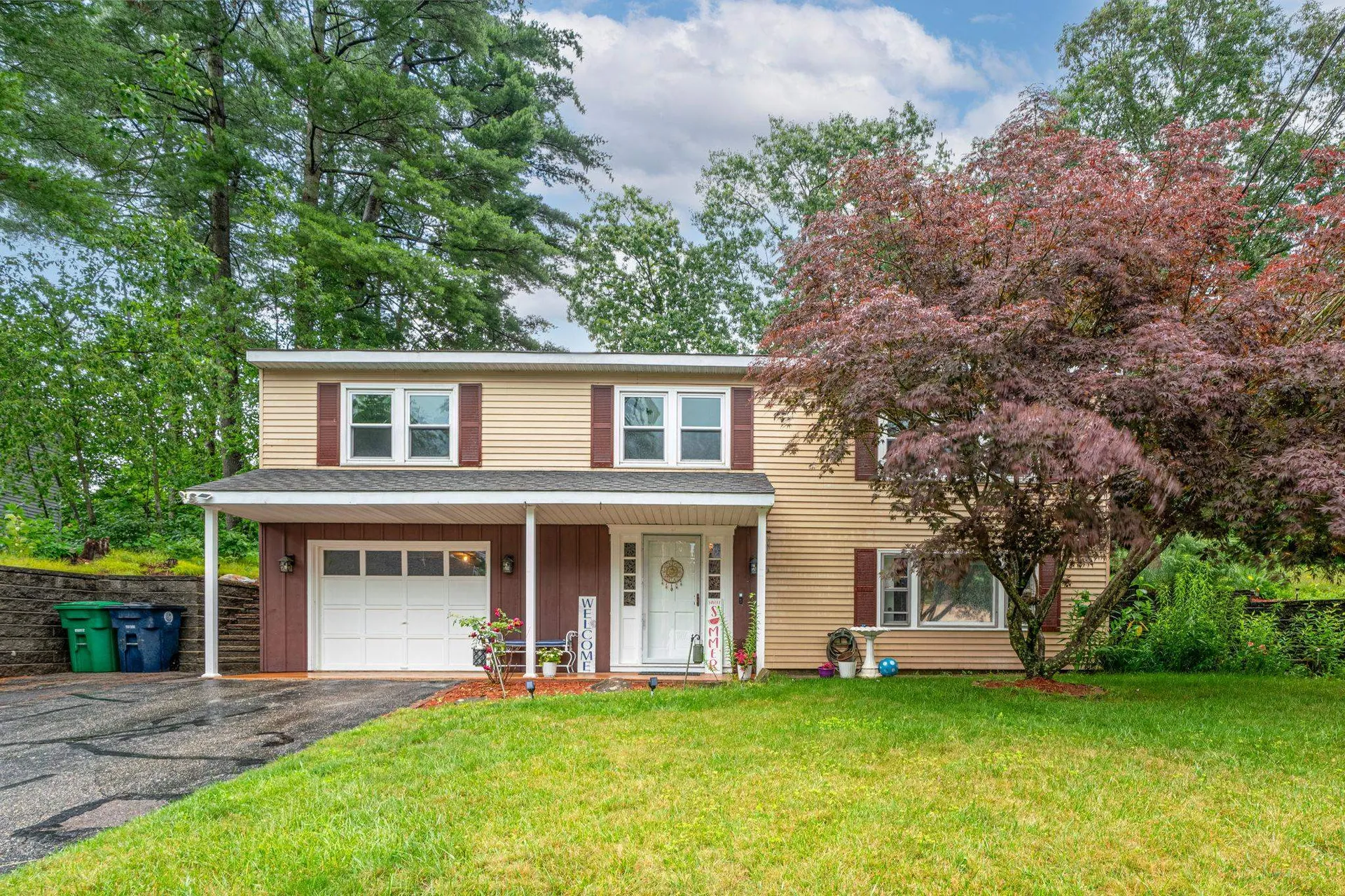 14 Shawnee Drive Nashua NH 03062
