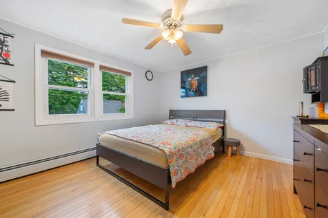 14 Shawnee Drive Nashua NH 03062