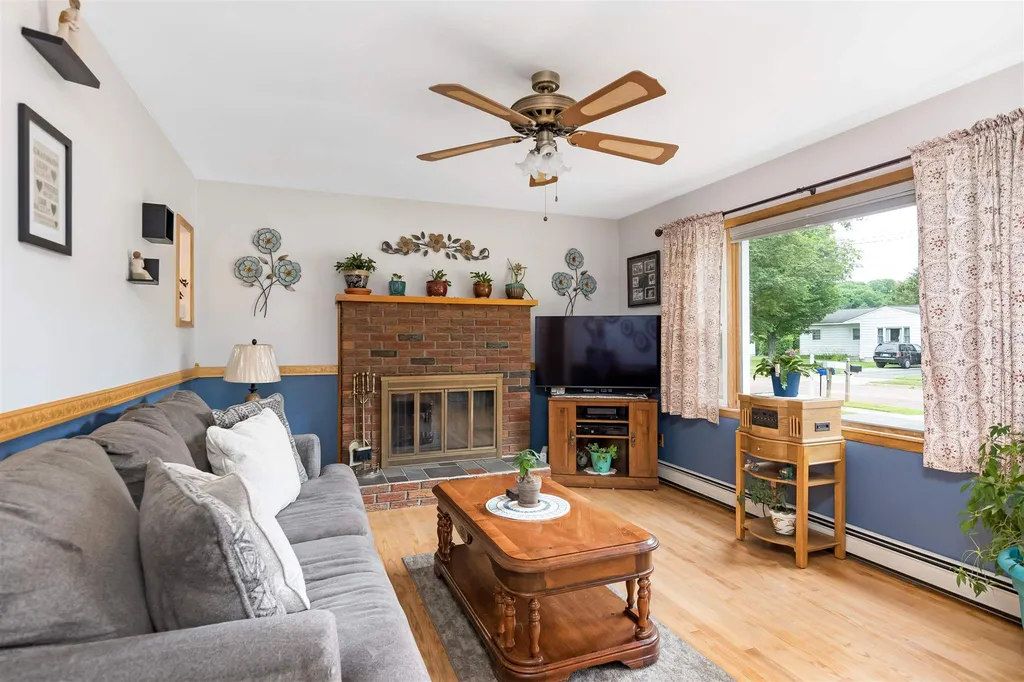 2 Colbert Street Essex VT 05452