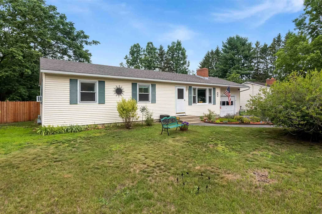 2 Colbert Street Essex VT 05452