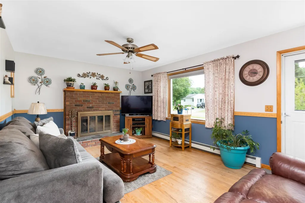 2 Colbert Street Essex VT 05452