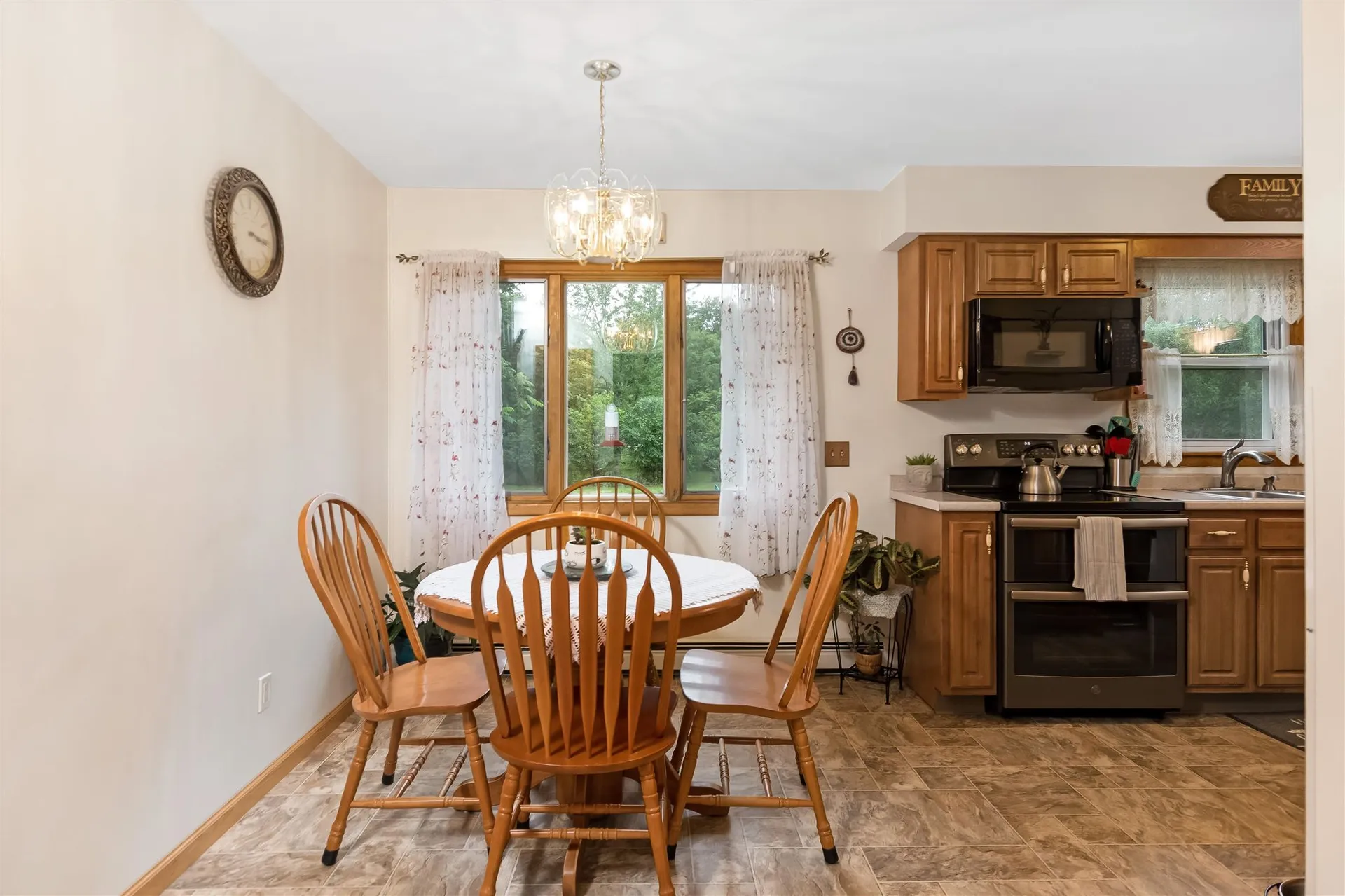 2 Colbert Street Essex VT 05452