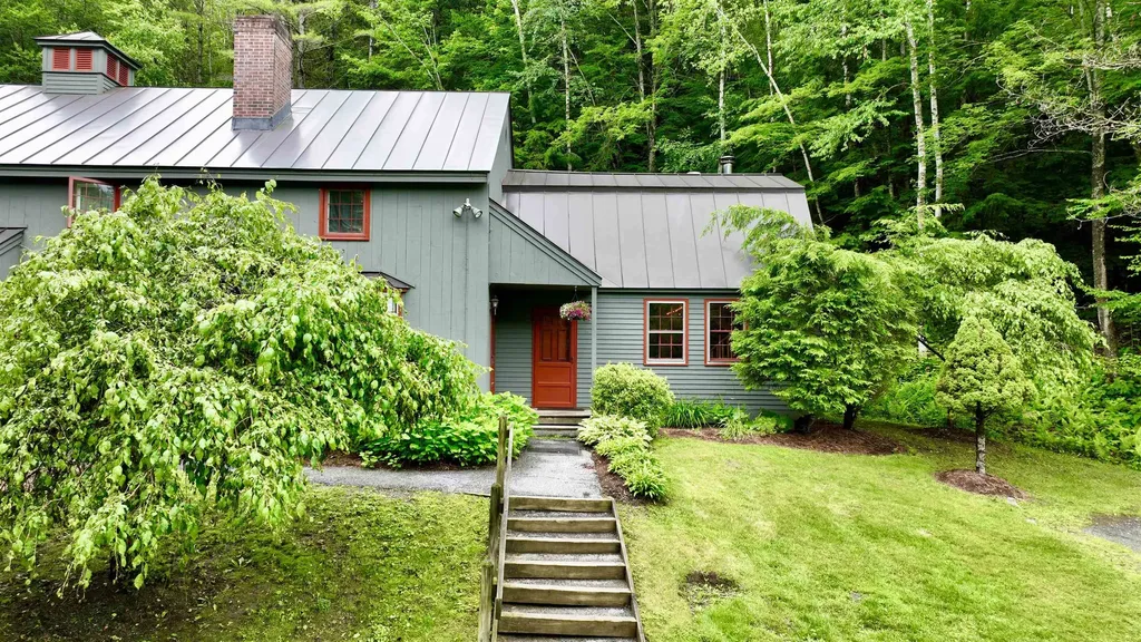 574 Willard Road Hartford VT 05059