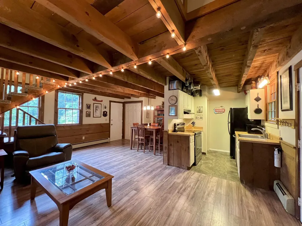574 Willard Road Hartford VT 05059