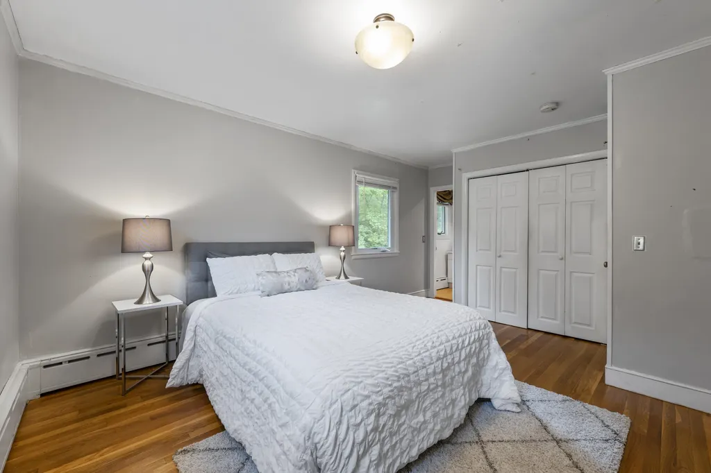 4 Hoitt Drive Durham NH 03824