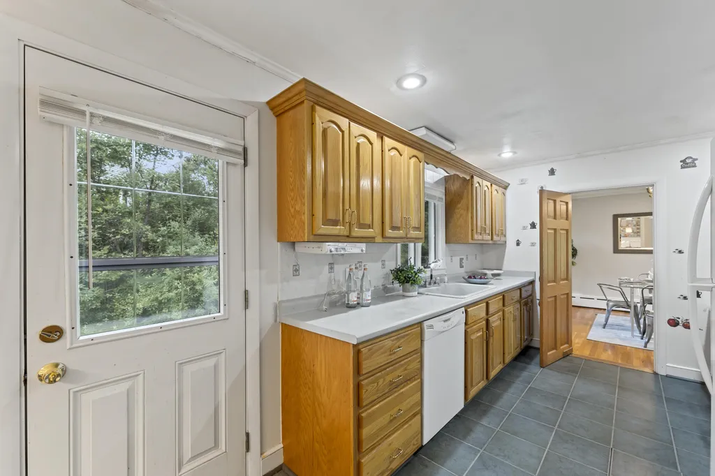 4 Hoitt Drive Durham NH 03824