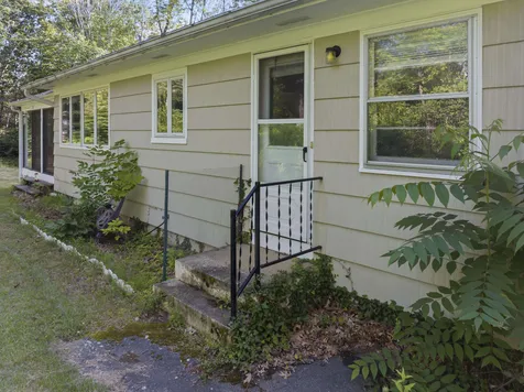 4 Hoitt Drive Durham NH 03824