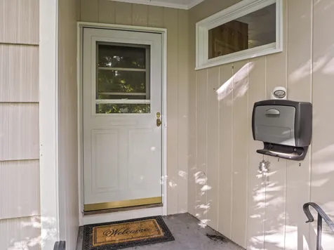 4 Hoitt Drive Durham NH 03824