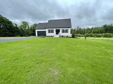 18 Maki Road New Ipswich NH 03071