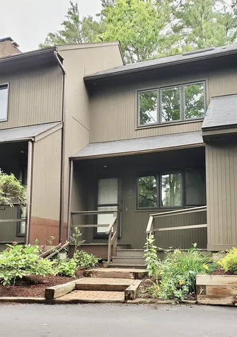 5 College Hill Hanover NH 03755