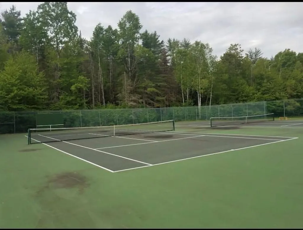 28 Green Circle Haverhill NH 03785
