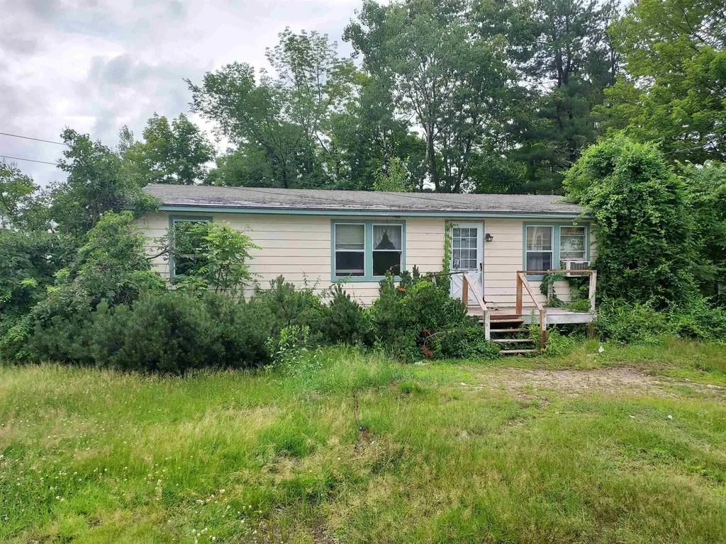 5 Union Street Hillsborough NH 03244