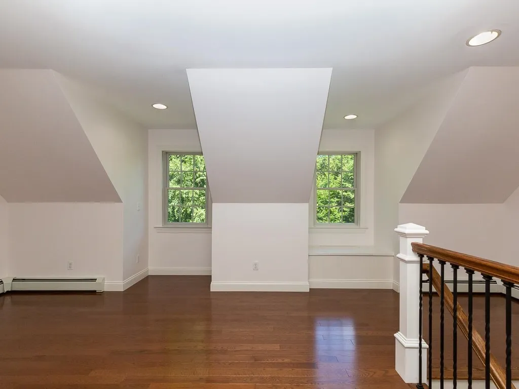 77 Mohawk Lane Brentwood NH 03833