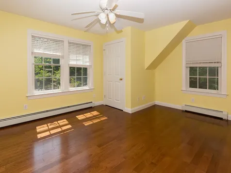 77 Mohawk Lane Brentwood NH 03833