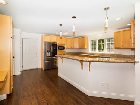 77 Mohawk Lane Brentwood NH 03833