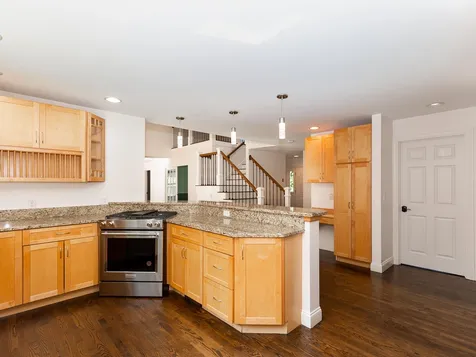 77 Mohawk Lane Brentwood NH 03833