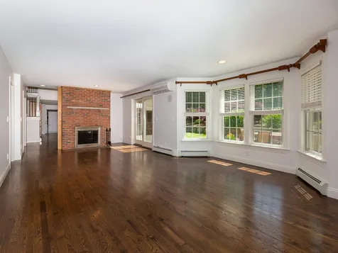 77 Mohawk Lane Brentwood NH 03833