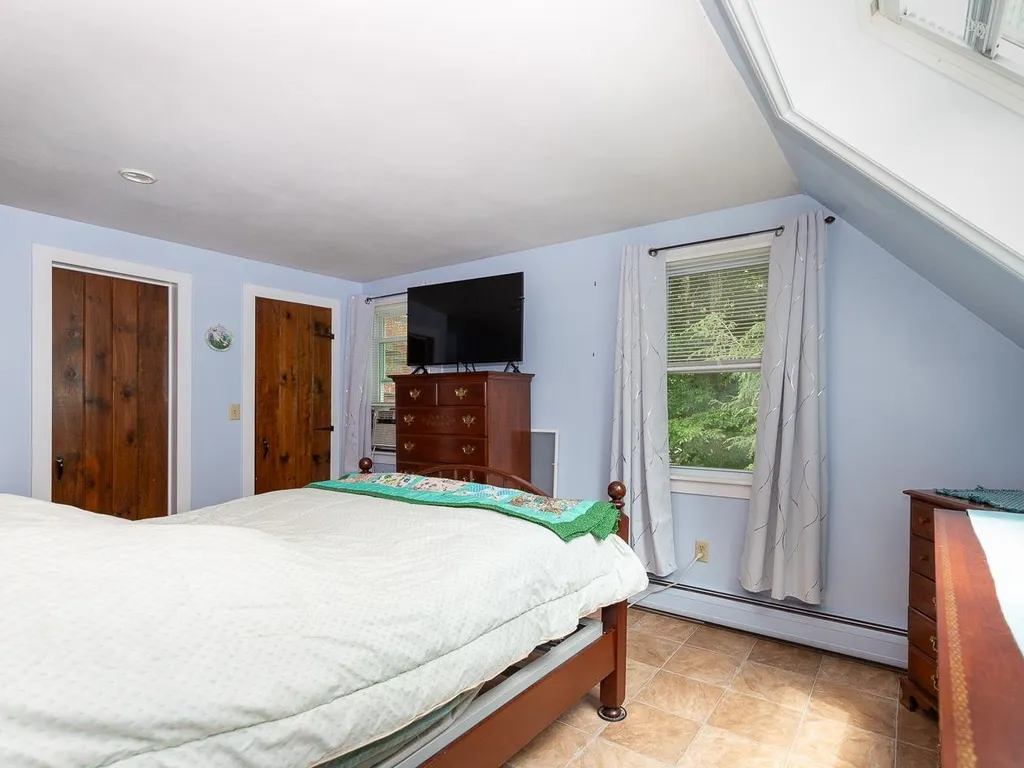 35 Old Gordon Road Brentwood NH 03833