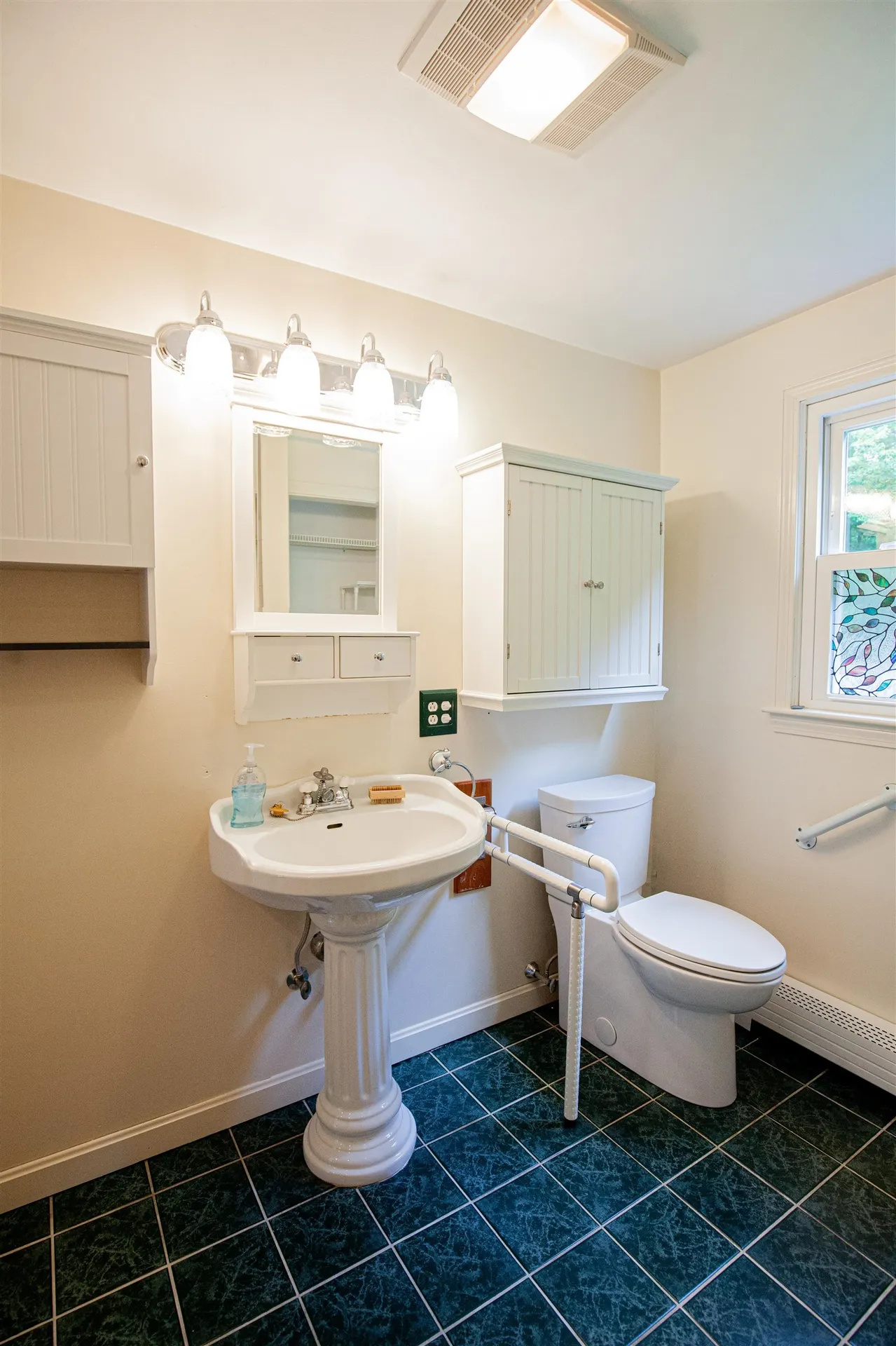 178 Warner Hill Road Derry NH 03038