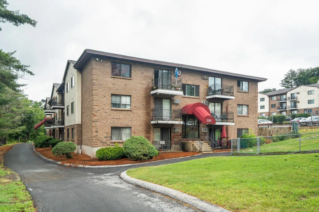 130 Mammoth Road Hooksett NH 03106