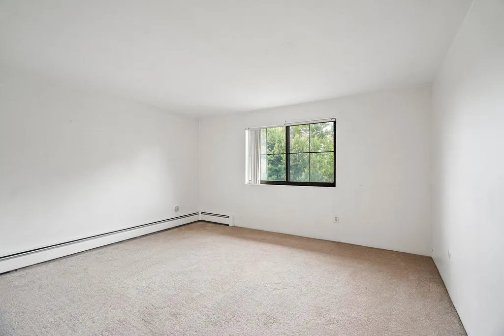130 Mammoth Road Hooksett NH 03106