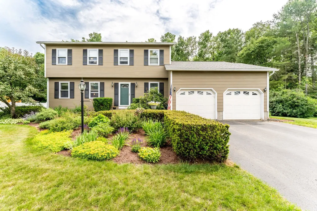61 Hidden Oaks Drive Colchester VT 05446